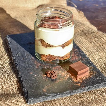 Alla Favorita Hotel Ristorante バッサーノ・デル・グラッパ エクステリア 写真